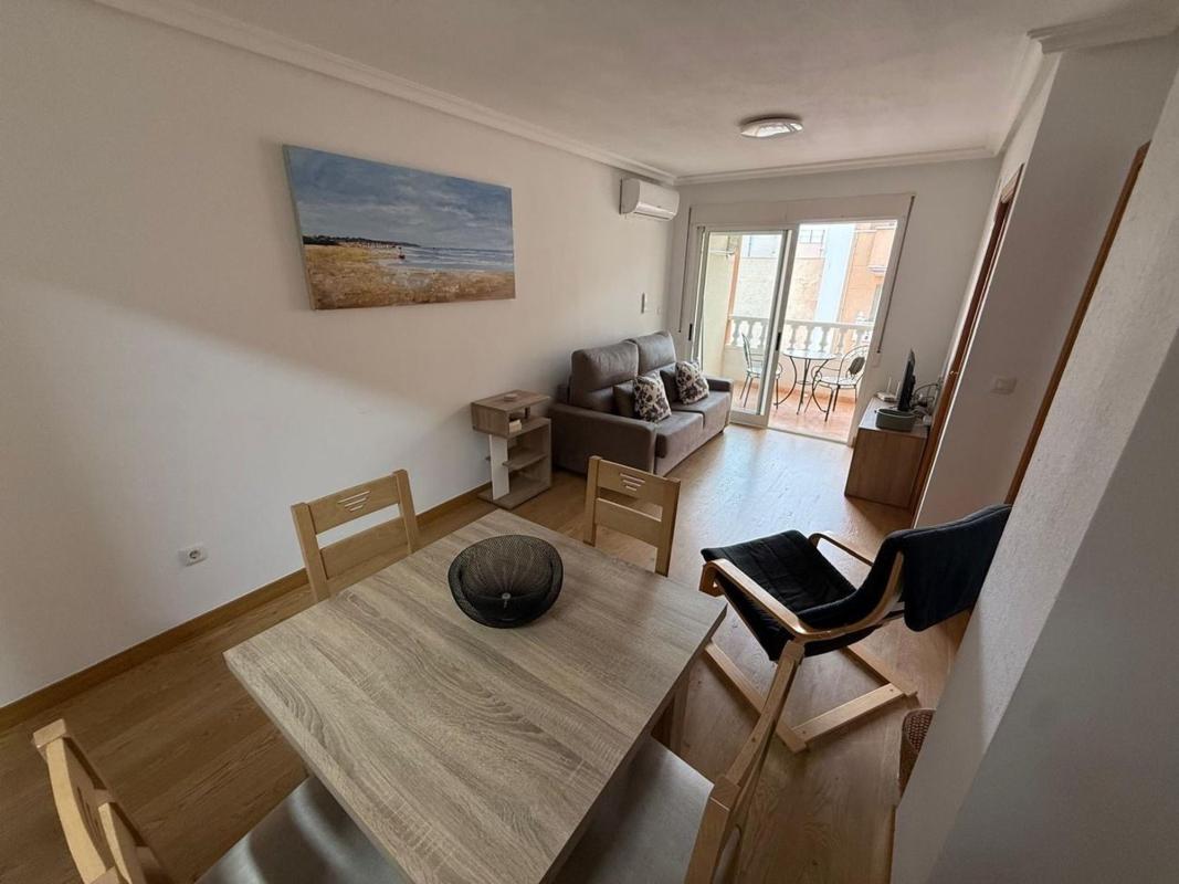 Sale of apartment in Piso en Parque de las Naciones, Torrevieja, Torrevieja
photo 1