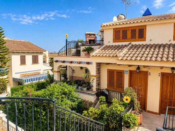 Venta de piso en Piso en Calle Neptuno, 2, Miramar - Torre del Moro, Torrevieja, Torrevieja
photo 1