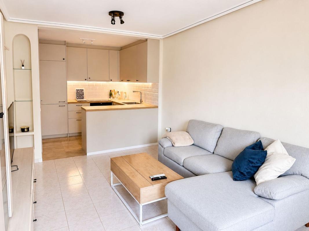 Venta de piso en Piso en Calle Neptuno, 2, Miramar - Torre del Moro, Torrevieja, Torrevieja
photo 4