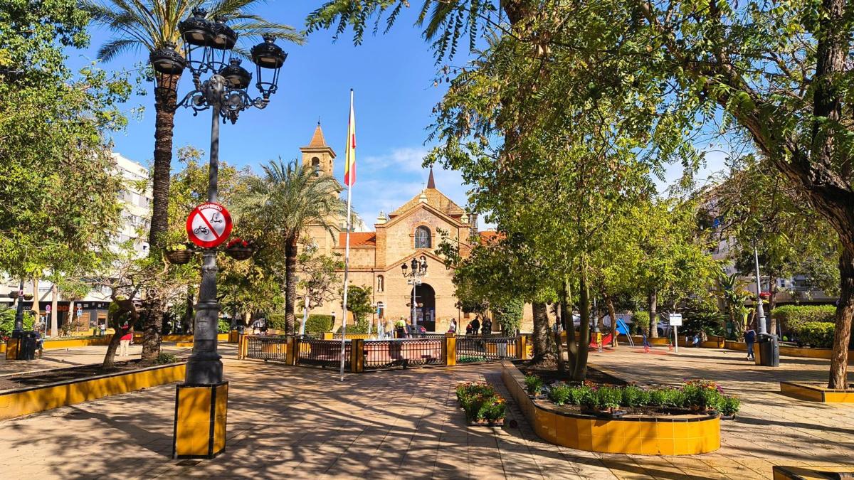 Venta de piso en Piso en Calle Patricio Perez, 9, Centro - Muelle Pesquero, Torrevieja, Torrevieja
 photo 2