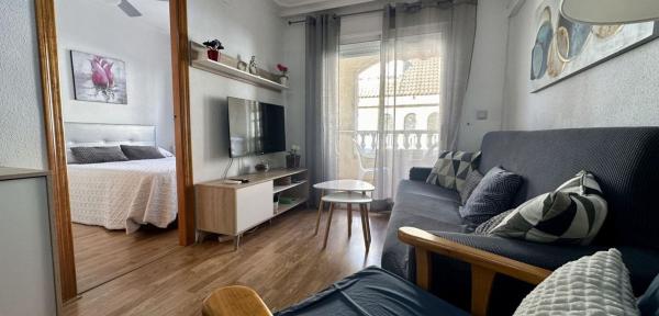Venta de piso en Piso en El Acequión, Torrevieja, Torrevieja
thumbnail 2