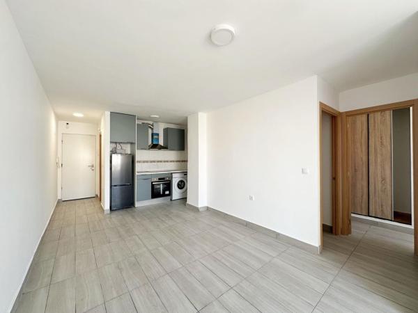 Продажа квартиры на Piso en Calle Galeón, Avenida Habaneras - Curva de Palangre, Torrevieja, Торревьеха
thumbnail 2