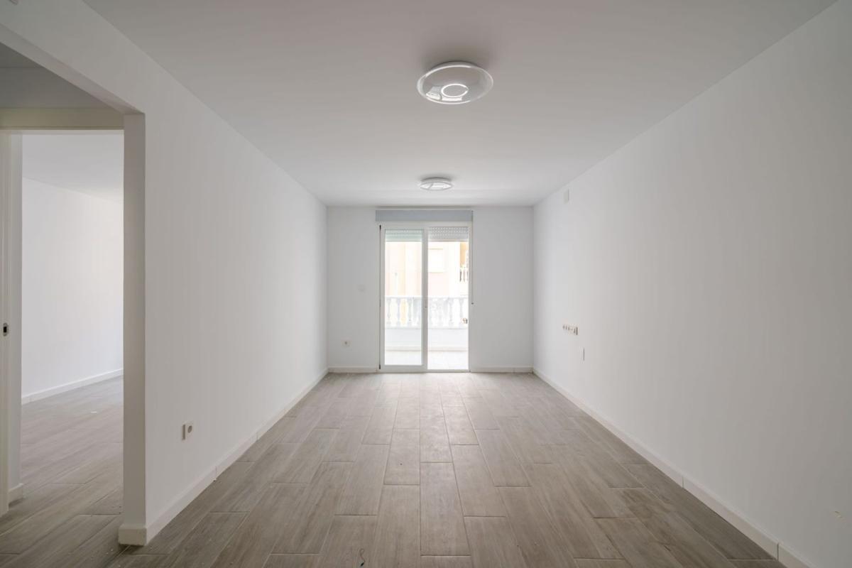 Sale of apartment in Piso en Calle Villa Madrid, Parque de las Naciones, Torrevieja, Torrevieja
photo 1