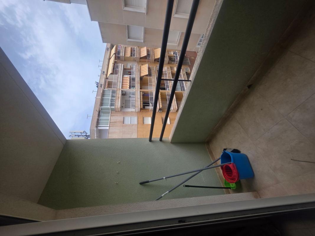 Venta de piso en Piso en Fuensanta, 54, Antonio Machado, Torrevieja, Torrevieja
photo 5