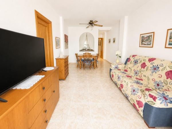 Venta de piso en Piso en Las Piscinas Naturales, Torrevieja, Torrevieja
thumbnail 3