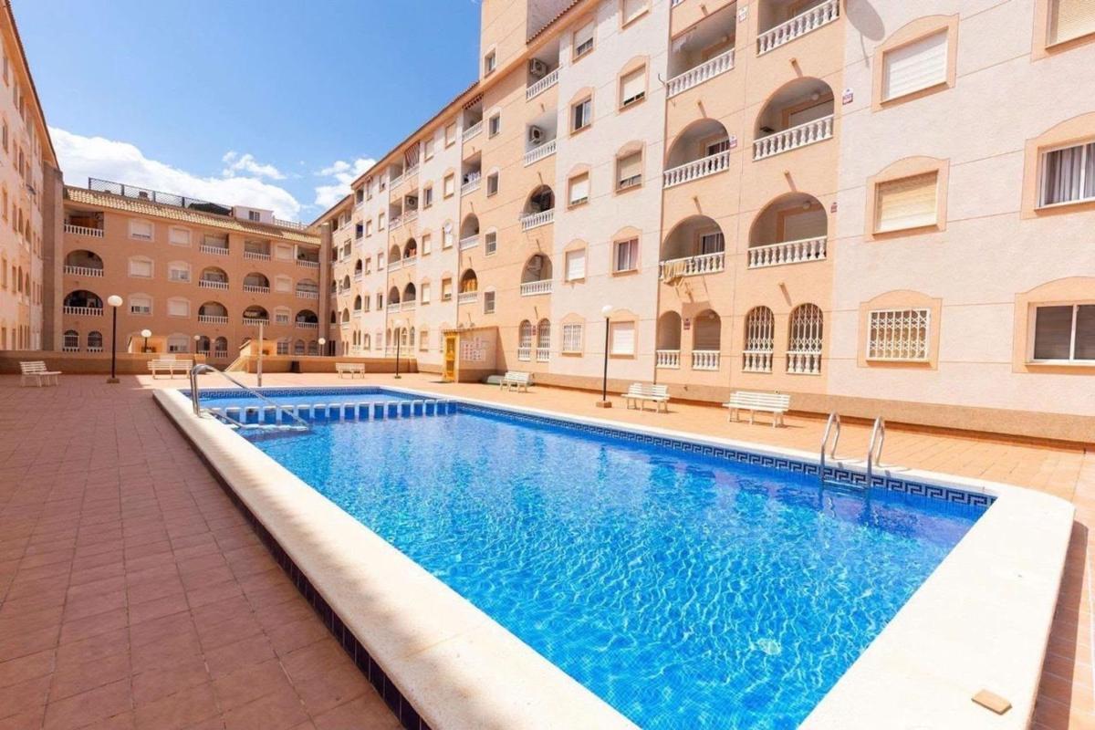 Sprzedaż mieszkania w Piso en El Molino, Torrevieja, Torrevieja
photo 1