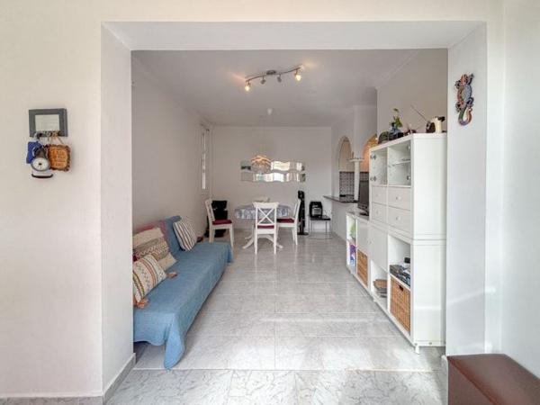 Venta de piso en Piso en Calle Itaca, Torreblanca, Torrevieja, Torrevieja
thumbnail 3