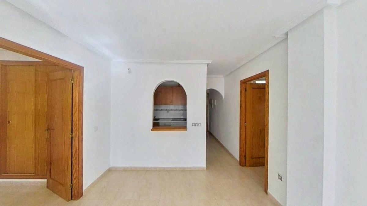 Продажа квартиры на Piso en Antonio Machado, Torrevieja, Торревьеха
photo 5
