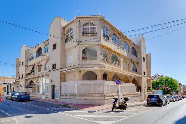 Sale of flat in Piso en Calle los Gases, Avenida Habaneras - Curva de Palangre, Torrevieja, Torrevieja
 photo 4
