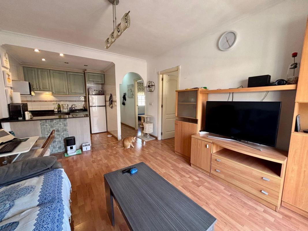 Продажа квартиры на Piso en Avenida de Corcega, Aguas Nuevas, Torrevieja, Торревьеха
 photo 2