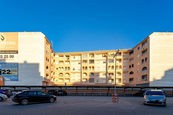 Продажа квартиры на Piso en Calle Maldonado, 55, El Molino, Torrevieja, Торревьеха
photo 1