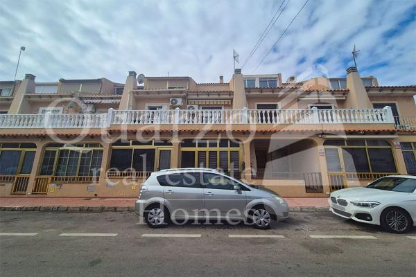 Chalet pareado en Barraca La, Avenida Habaneras - Curva de Palangre, Torrevieja photo 1