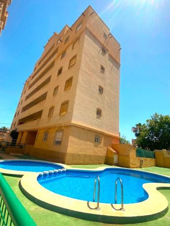 Venta de piso en Piso en Nueva Torrevieja, Torrevieja, Torrevieja
photo 1