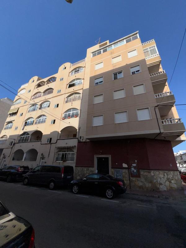 Sale of apartment in Piso en Avenida Habaneras - Curva de Palangre, Torrevieja, Torrevieja
photo 1