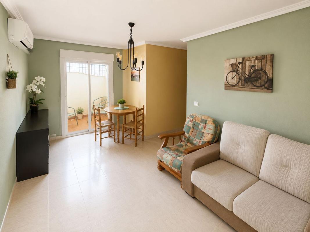 Sale of apartment in Piso en Avenida Habaneras - Curva de Palangre, Torrevieja, Torrevieja
photo 3