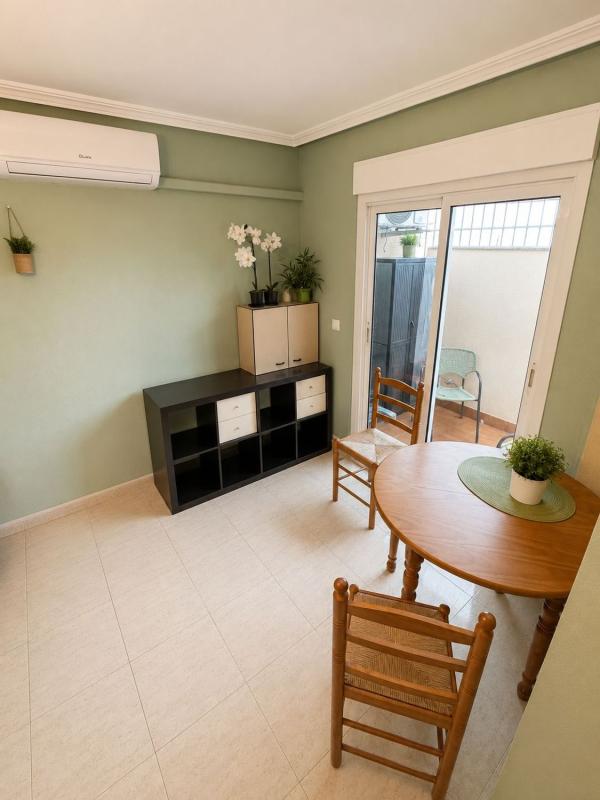 Sale of apartment in Piso en Avenida Habaneras - Curva de Palangre, Torrevieja, Torrevieja
photo 5