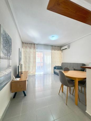 Apartment for sale in Piso en San Pascual, Avenida Habaneras - Curva de Palangre, Torrevieja, Torrevieja thumbnail 2