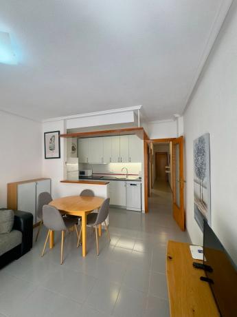 Apartment for sale in Piso en San Pascual, Avenida Habaneras - Curva de Palangre, Torrevieja, Torrevieja thumbnail 3