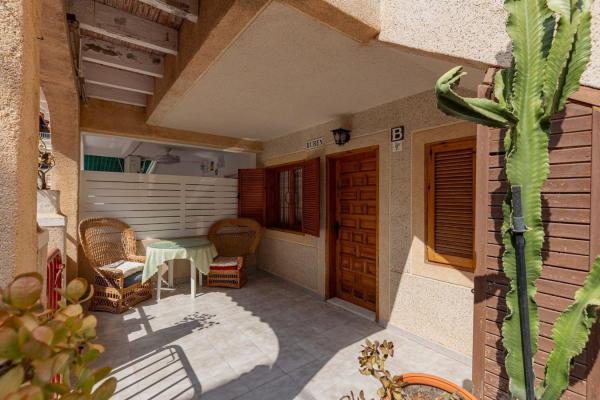 Venta de piso en Piso en El Acequión, Torrevieja, Torrevieja
thumbnail 2