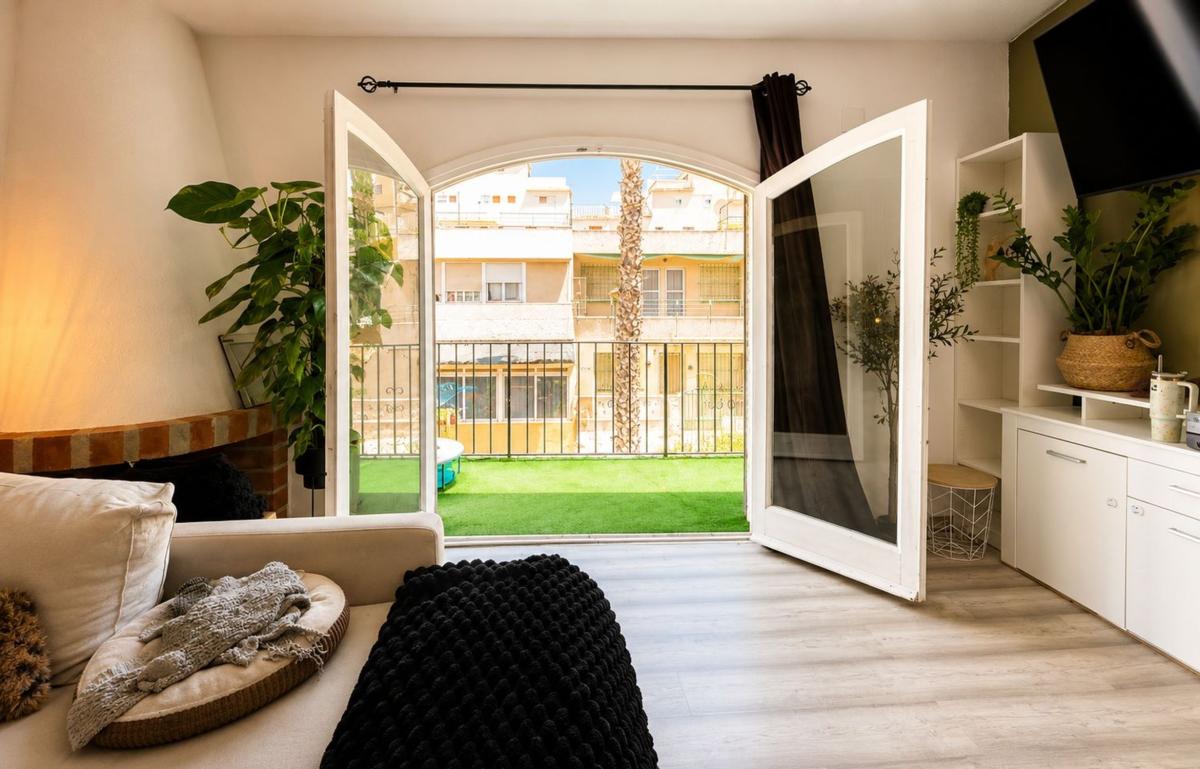 Venta de piso en Piso en Matilde Peñaranda, Nueva Torrevieja, Torrevieja, Torrevieja
photo 5