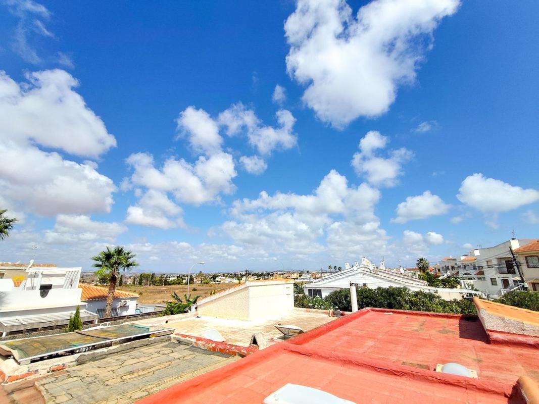 Продажа таунхауса в  Chalet adosado en Calle Salvador Dalí s/n, Los Balcones - Los Altos del Edén, Torrevieja , Торревьеха photo 4
