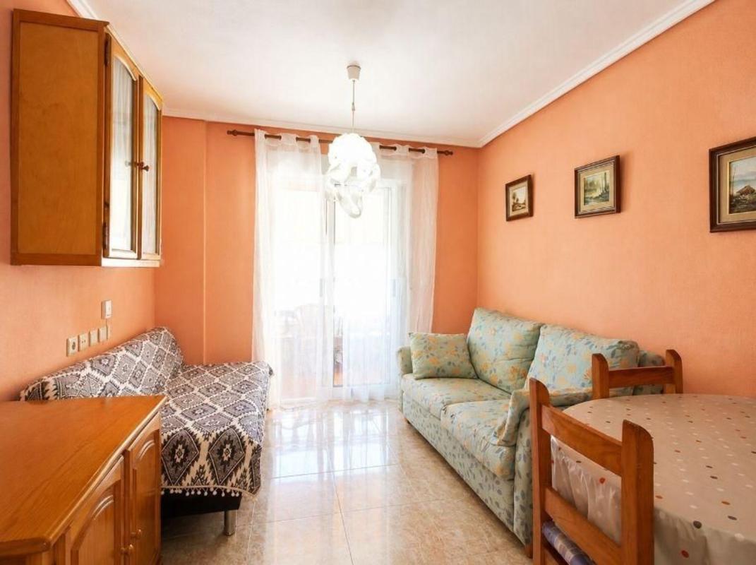 Продажа квартиры на Piso en Calle Emil, Nueva Torrevieja, Torrevieja, Торревьеха
photo 2