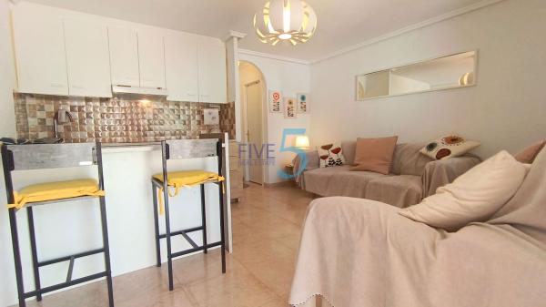 Venta de piso en Piso en La Siesta - El Salado - Torreta, Torrevieja, Torrevieja
 photo 4