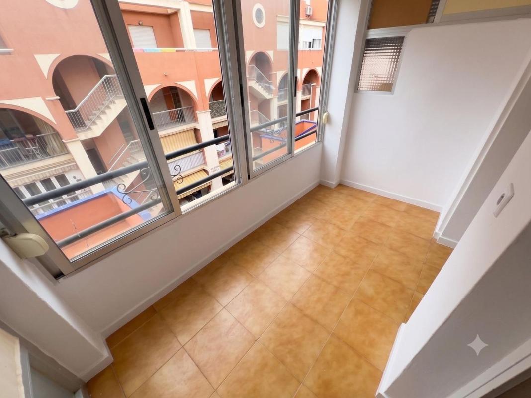 Продажа пентхауса на  Ático en Calle Antonio Gil, 14, Gaspar Perrelló, Torrevieja, Торревьеха photo 4