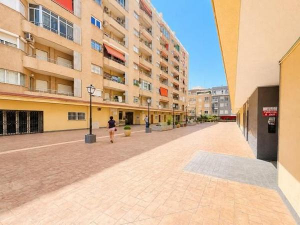 Sprzedaż mieszkania w Piso en Calle la Loma, Avenida Habaneras - Curva de Palangre, Torrevieja, Torrevieja
 photo 2