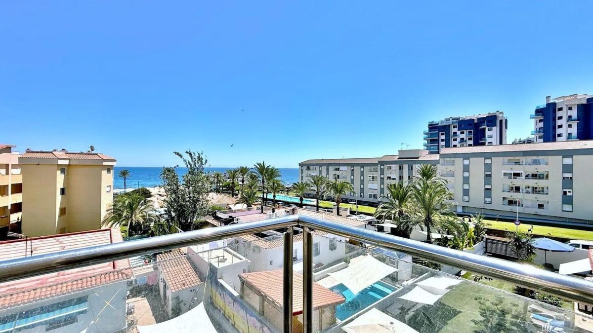 Sprzedaż poddasza w Ático en Punta Prima, Torrevieja, Torrevieja photo 4