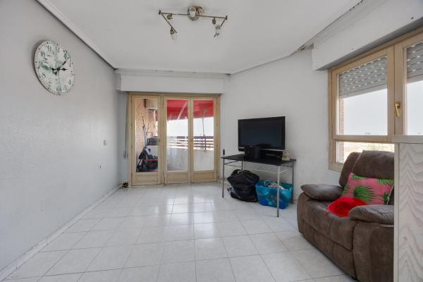 Sprzedaż mieszkania w Piso en Calle Bazan, 92, El Molino, Torrevieja, Torrevieja
 photo 4