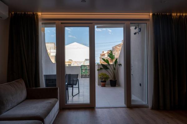 Chalet independiente en venta en Casa o chalet independiente en La Veleta, Torrevieja, Torrevieja
 photo 2