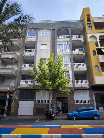 Venta de piso en Piso en Avenida de las Habaneras, Playa del Cura, Torrevieja, Torrevieja
thumbnail 3