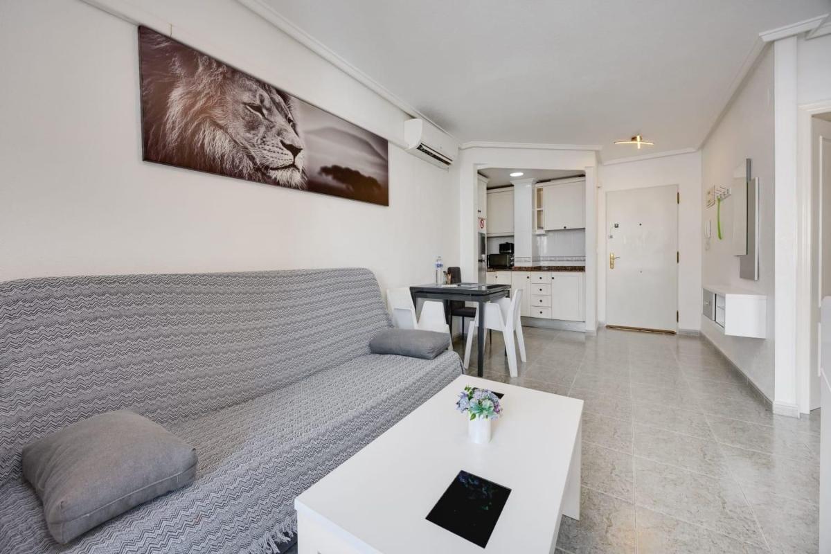 Venta de piso en Piso en Playa de los Locos, Torrevieja, Torrevieja
 photo 3
