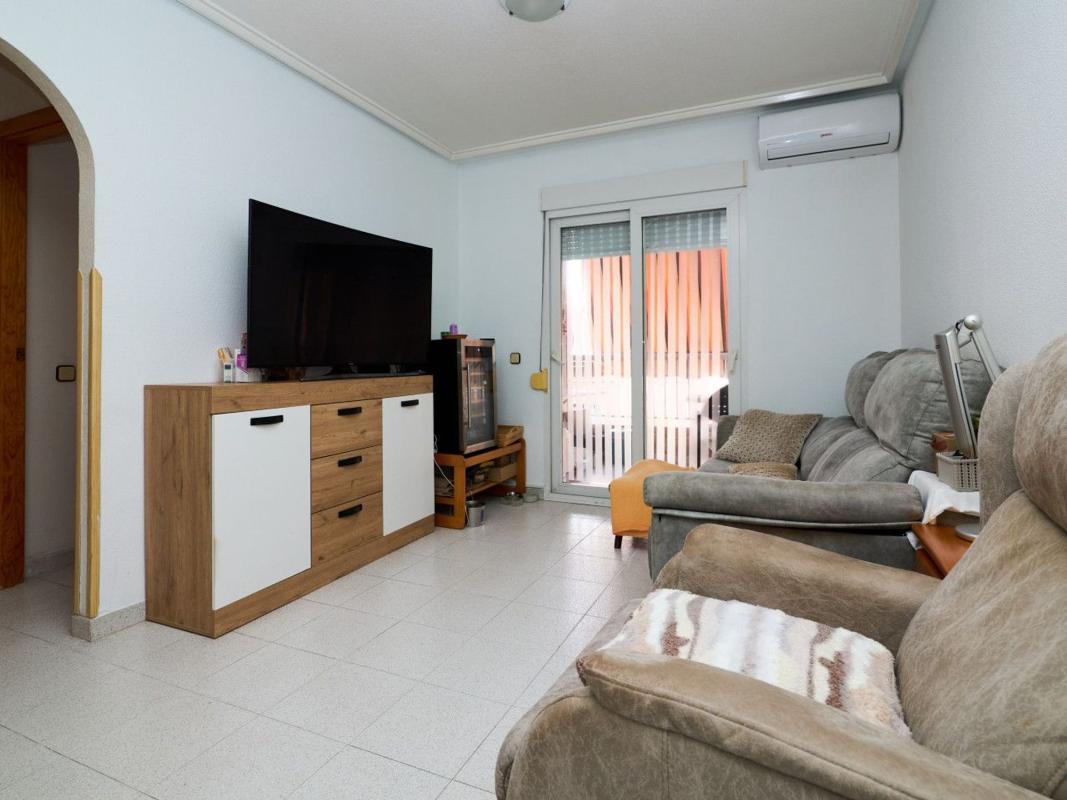 Venta de piso en Piso en El Acequión, Torrevieja, Torrevieja
photo 2