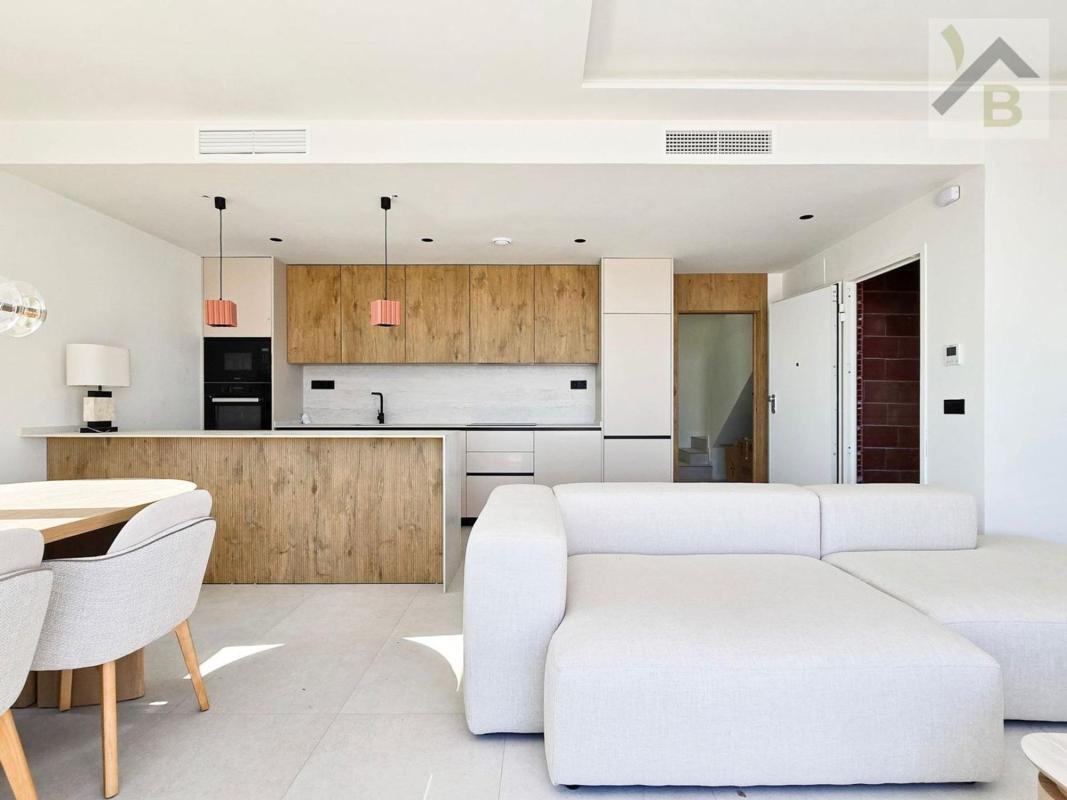 Продажа отдельного шале в Casa o chalet independiente en Calle Soria, Cabo Cervera, Torrevieja, Торревьеха photo 4