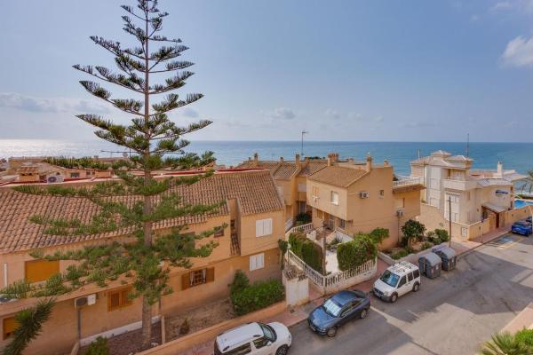 Venta de piso en Piso en Miramar - Torre del Moro, Torrevieja, Torrevieja
thumbnail 3
