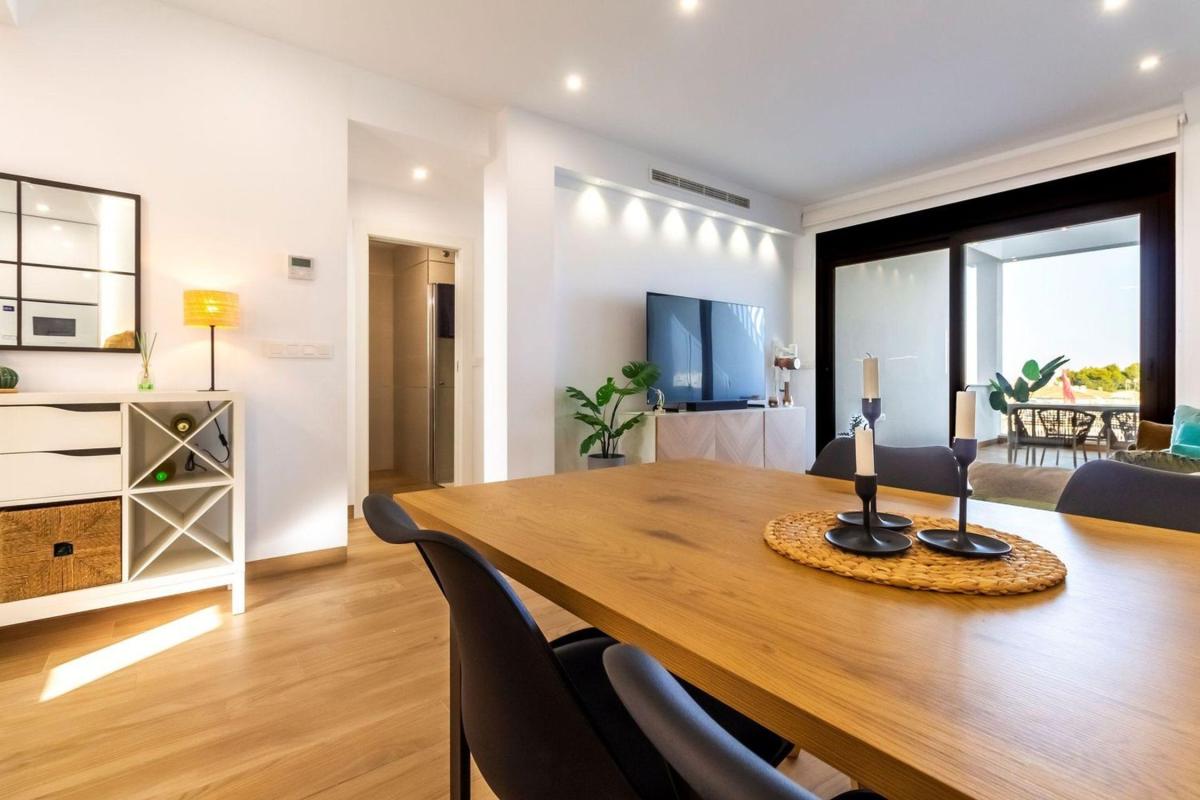 Venta de piso en Piso en Los Balcones - Los Altos del Edén, Torrevieja, Torrevieja
photo 4