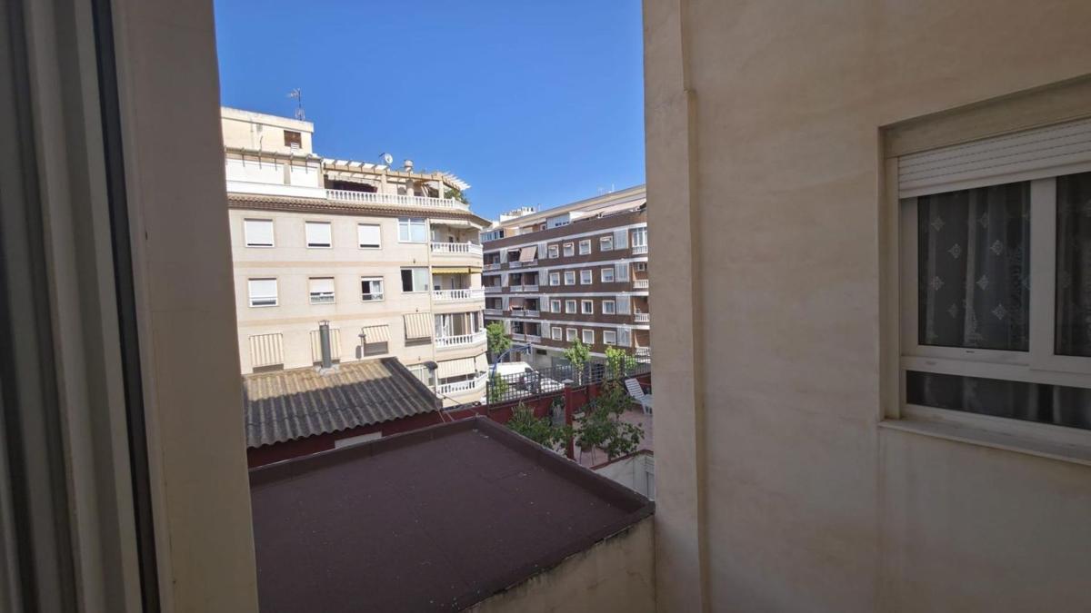 Продажа квартиры на Piso en Avenida Diego Ramírez Pastor, Parque de las Naciones, Torrevieja, Торревьеха
photo 3