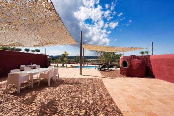 Chalet wolnostojący na sprzedaż w Casa o chalet en Desamparados-Hurchillo-Torremendo, Orihuela, Orihuela thumbnail 1