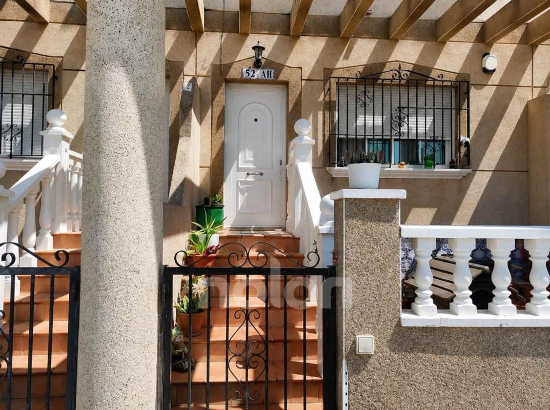Sprzedaż szeregowego domku w Chalet adosado en Montepinar-La Aparecida-Raiguero, Orihuela , Orihuela photo 5