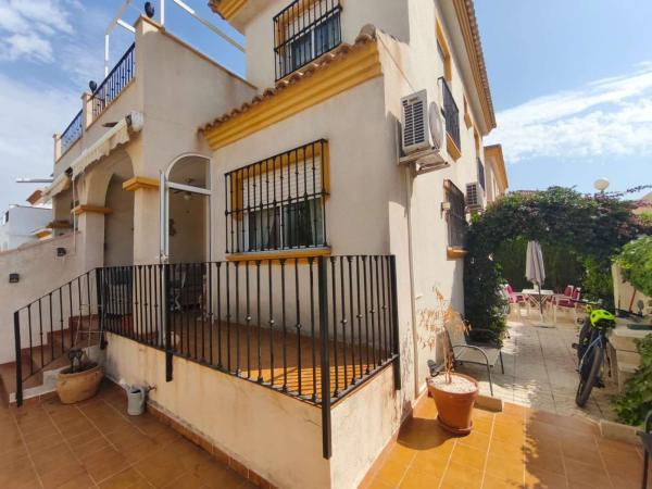 Duplex na sprzedaż w Dúplex en Zona Lago - Los Almendros, Orihuela, Orihuela photo 4