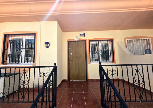 Chalet adosado en Calle Panamá, 4, Villamartín, Orihuela thumbnail 2