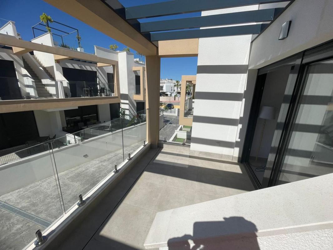 Venta de ático en  Ático en Calle Bidasoa, Villamartín, Orihuela, Orihuela photo 3