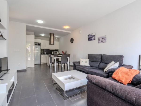 Chalet adosado en Calle Paso de Calais, 459, Villamartín, Orihuela photo 3