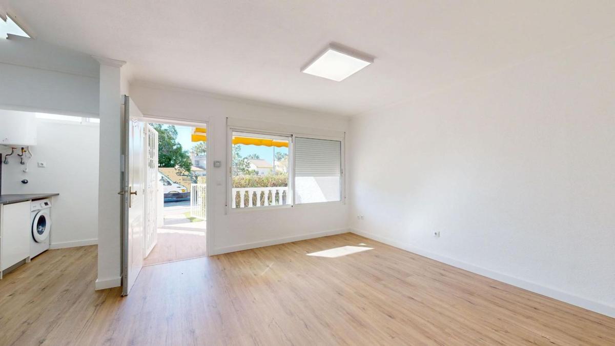 Sale of townhouse in  Chalet adosado en Villamartín, Orihuela , Orihuela photo 5