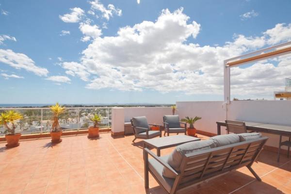 Ático en venta en Ático en Calle Pintor Botí, 15, Villamartín, Orihuela, Orihuela photo 1