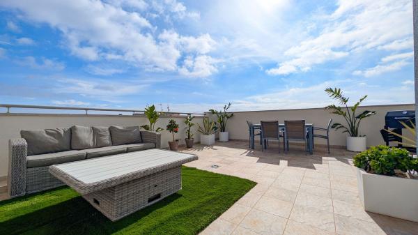 Ático en venta en Ático en Calle Pebrella, Villamartín, Orihuela, Orihuela thumbnail 1