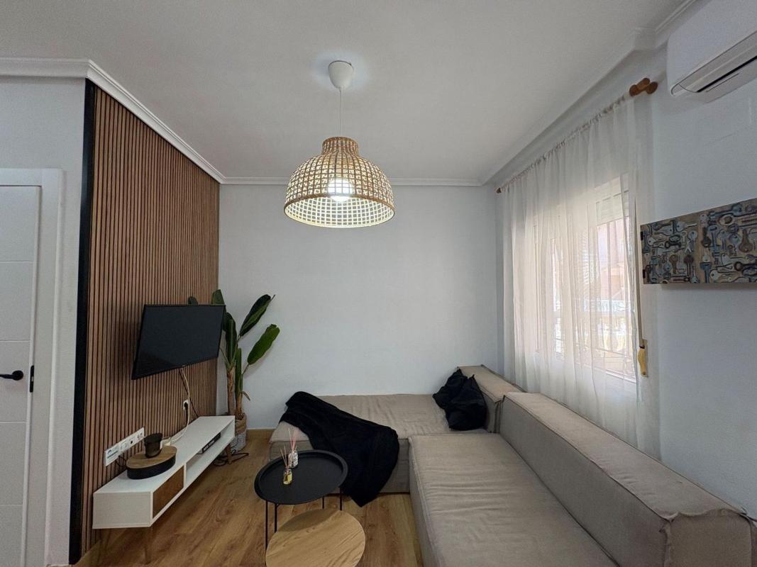 Продажа таунхауса в  Chalet adosado en Villamartín, Orihuela , Ориуэла photo 5