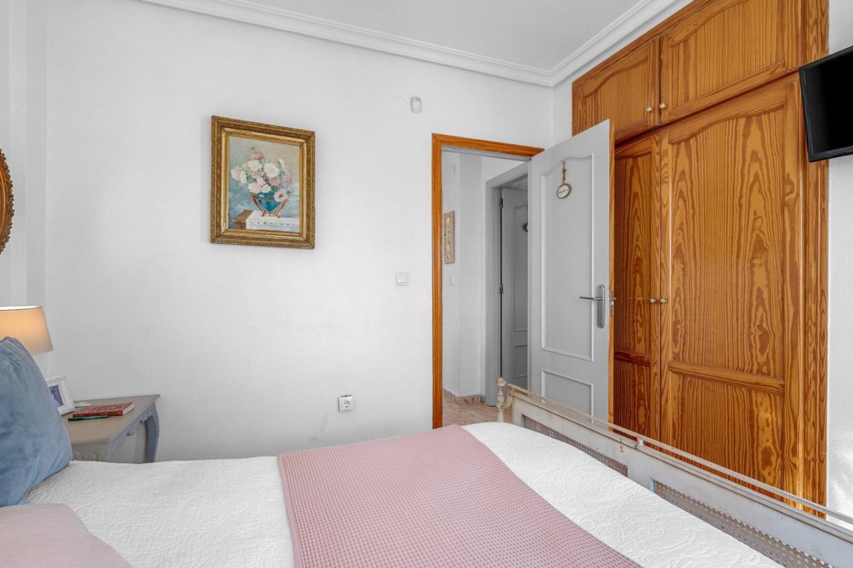 Sprzedaż szeregowego domku w Chalet adosado en Calle Guadalquivir, 40, Villamartín, Orihuela , Orihuela photo 5